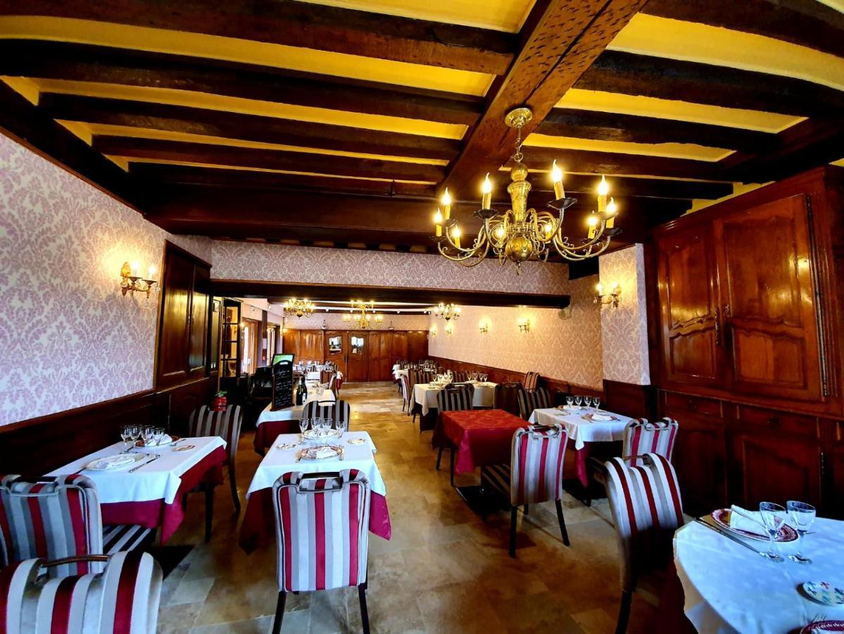 Croix Blanche De Sologne Hotel Chaumont-sur-Tharonne Buitenkant foto